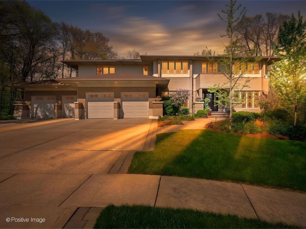 13001 Ravine Drive, Lemont, IL 60439