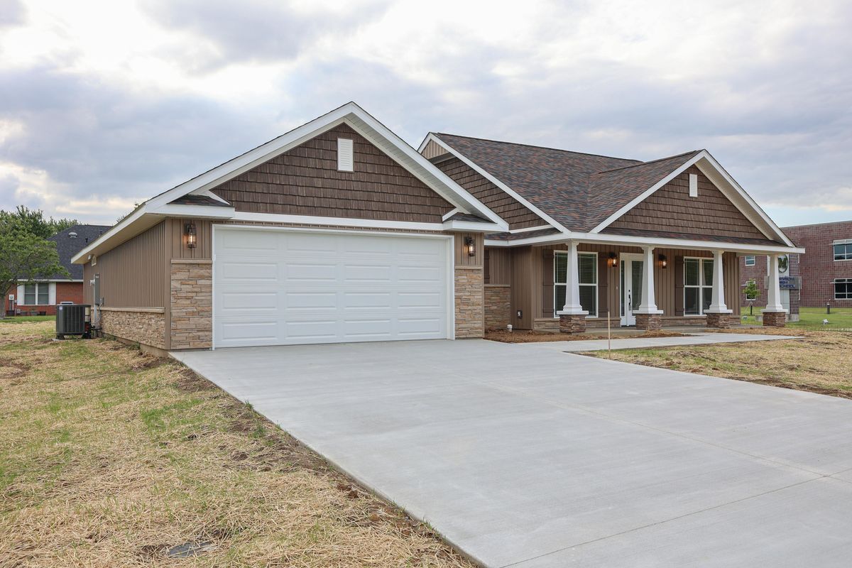 1600 Philip Lane, Marion, IL 62959