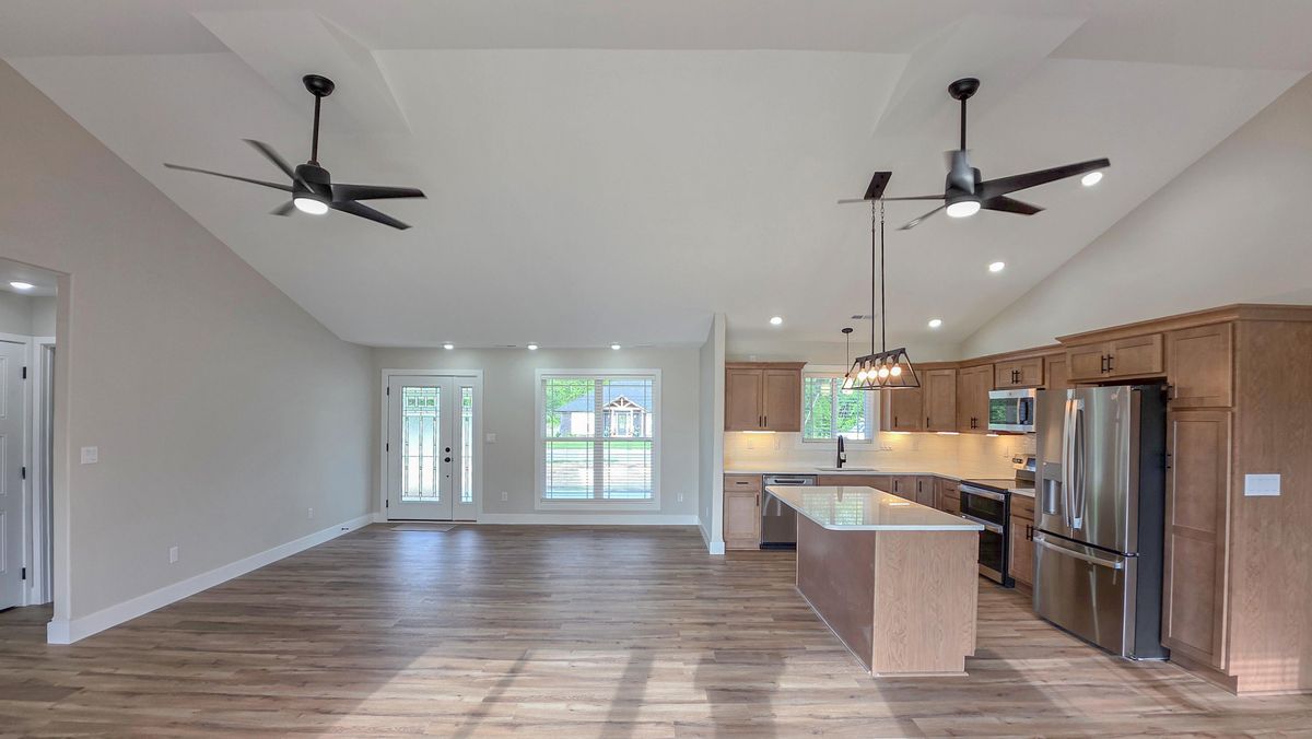 1600 Philip Lane, Marion, IL 62959
