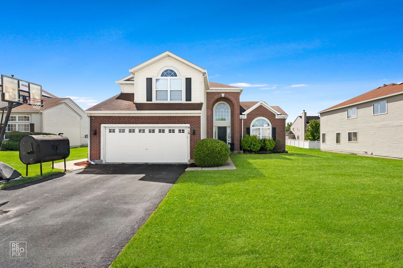 910 Great Plains Avenue — Matteson, IL 60443