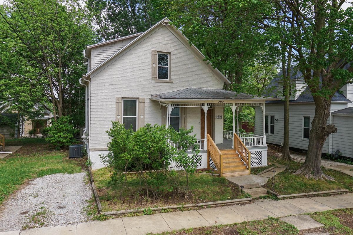 505 Oakland Avenue, Bloomington, IL 61701