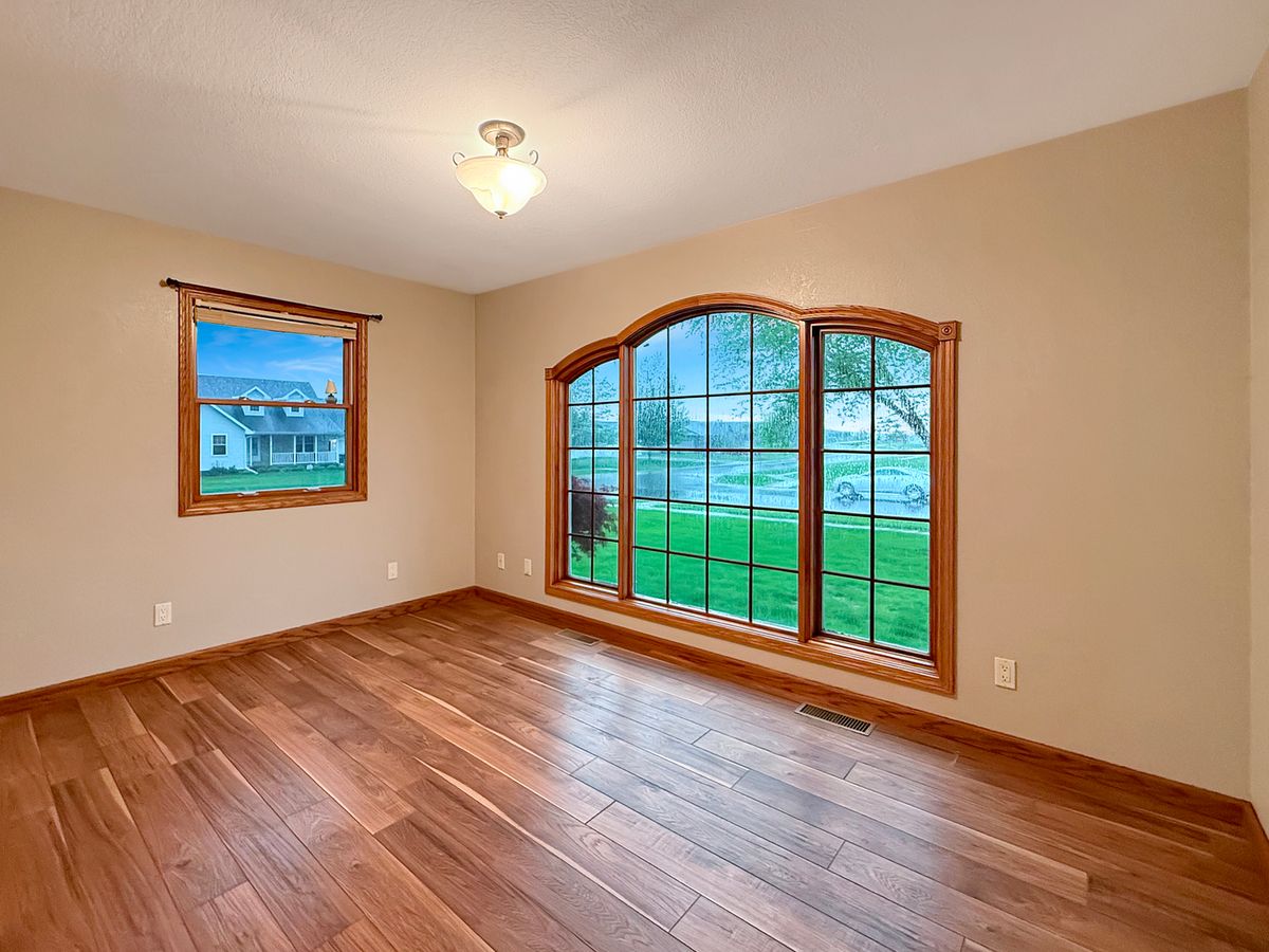 409 Betty Court, Fisher, IL 61843