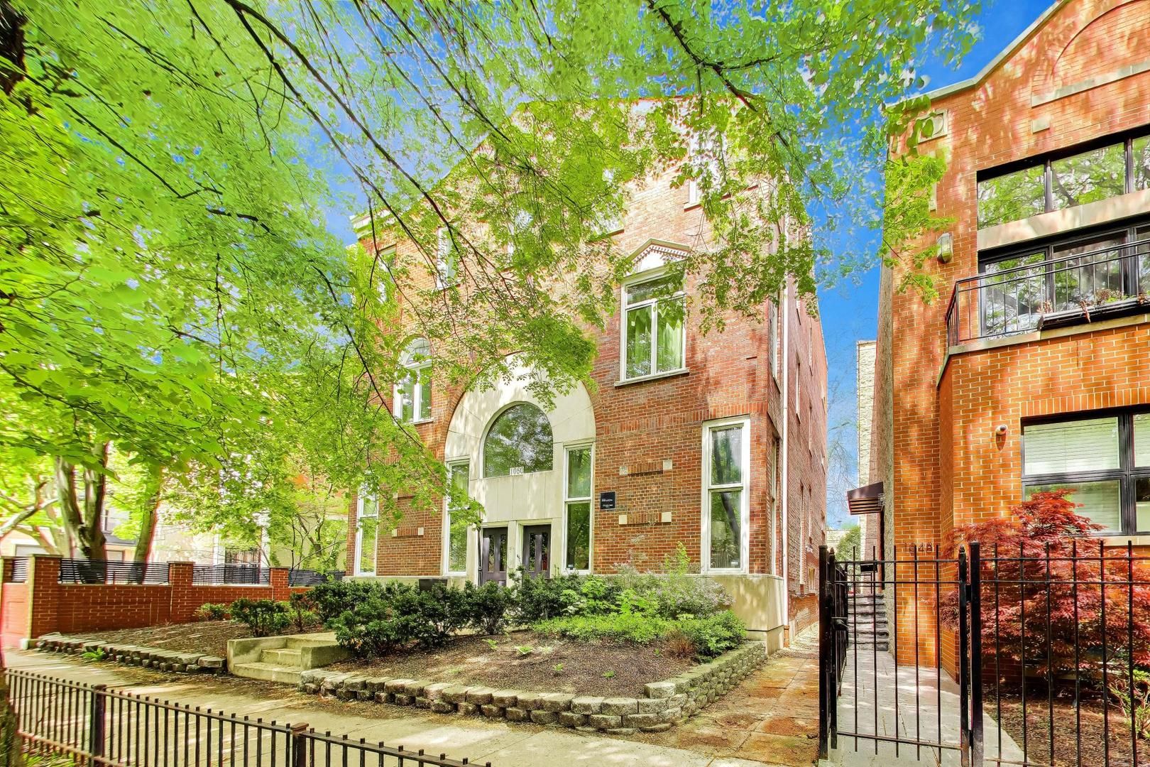 1050 W Webster Avenue #2W — Chicago, IL 60614
