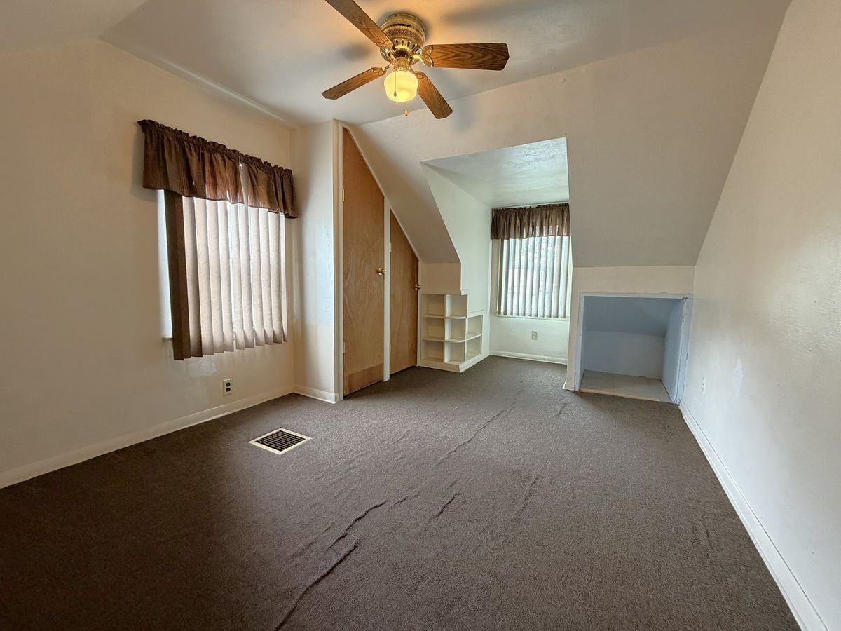 12427 S Ada Street, Calumet Park, IL 60827