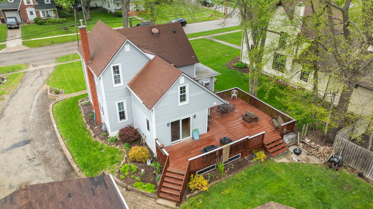 205 E Brayton, Mount Morris, IL 61054