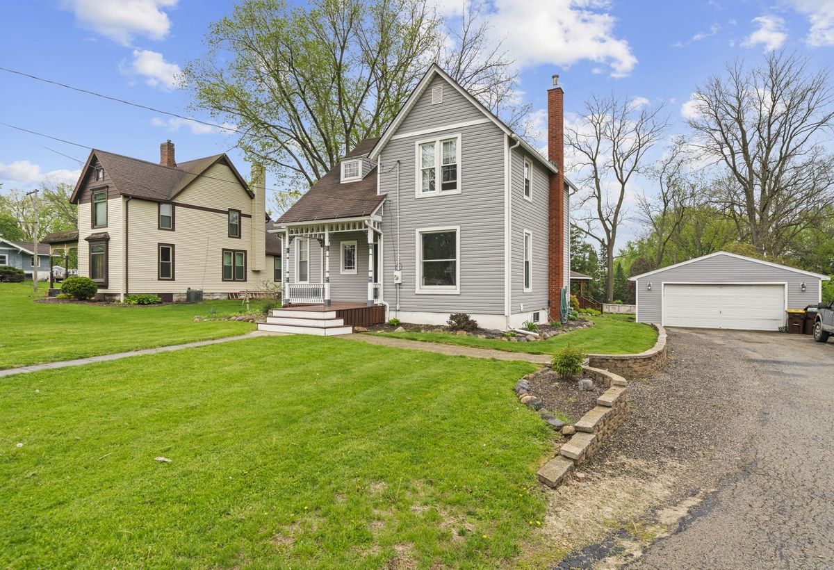 205 E Brayton, Mount Morris, IL 61054
