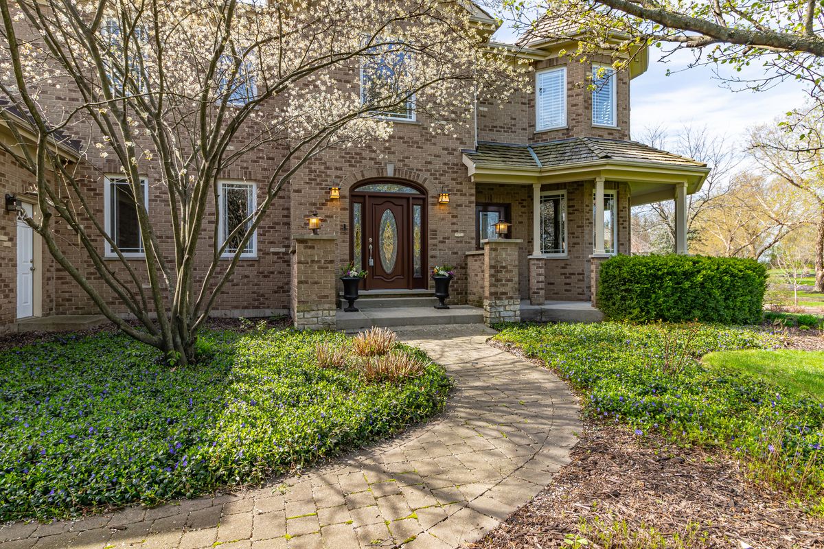 38868 N Oakcrest Lane, Wadsworth, IL 60083