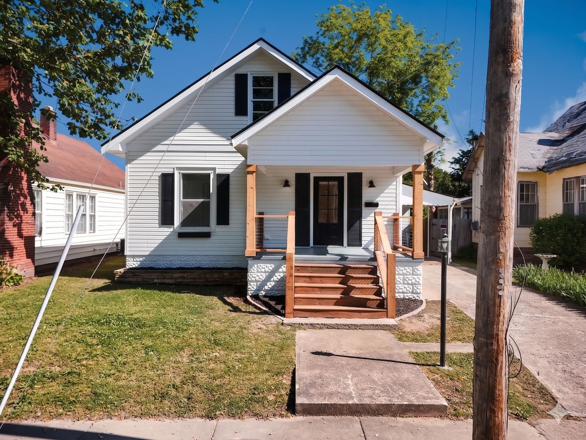 200 A Thorn Street, Marion, IL 62959