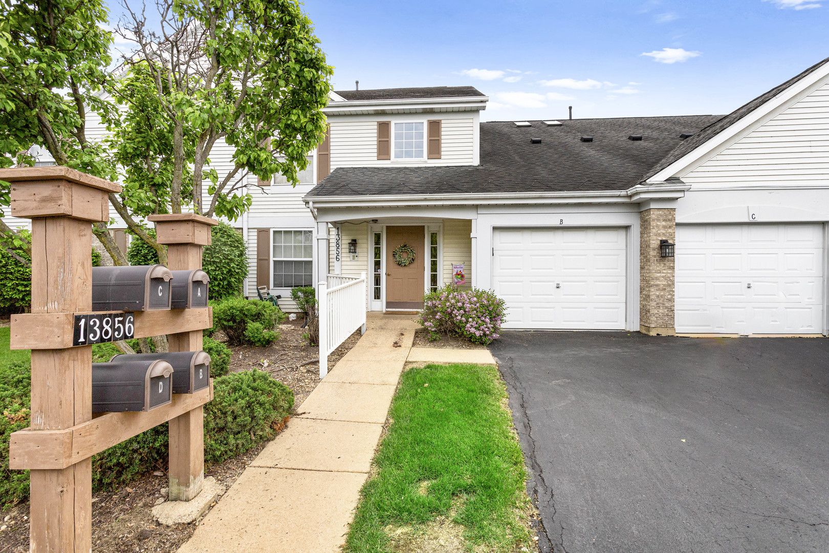 13856 S Balsam Lane #C — Plainfield, IL 60544