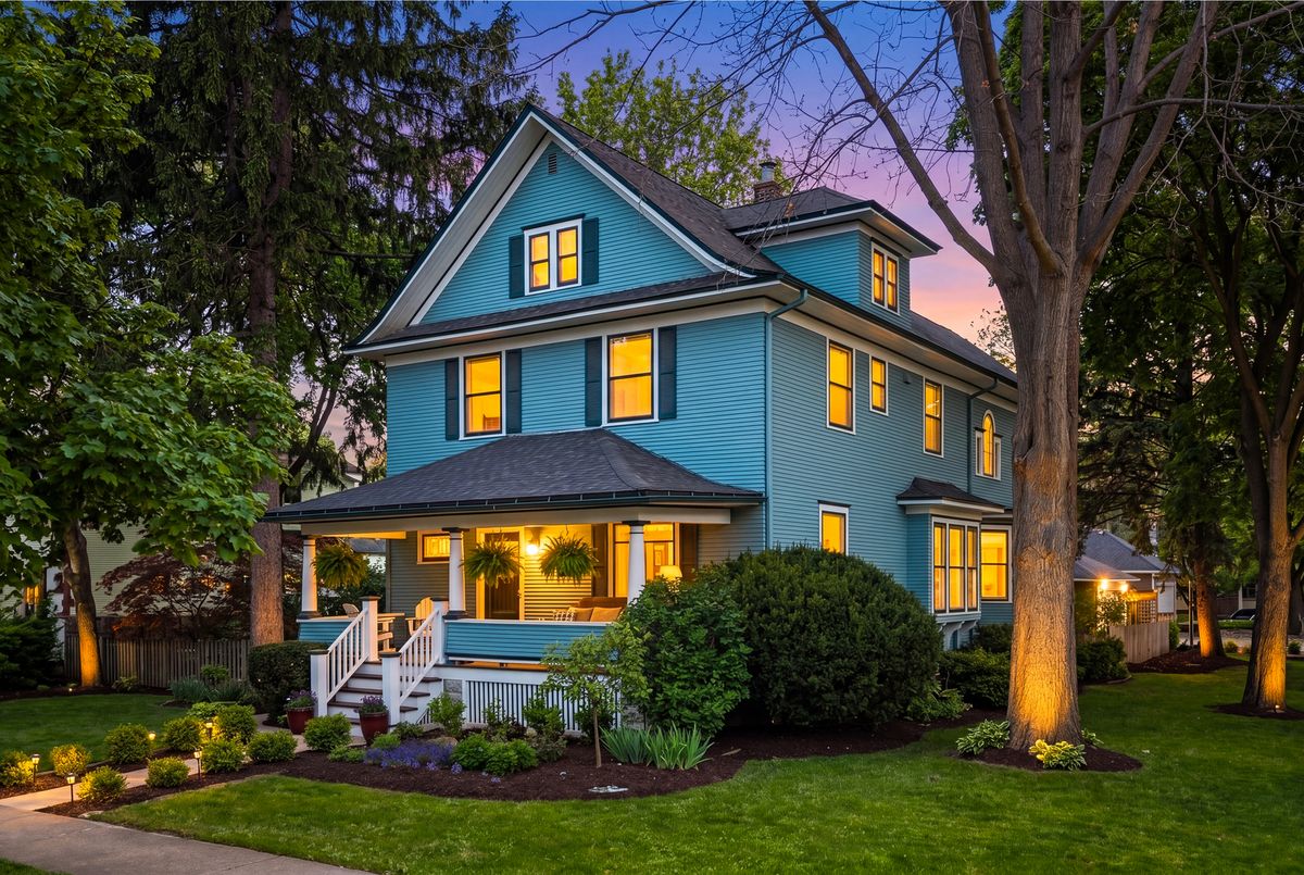 23 Columbia Street, Naperville, IL 60540