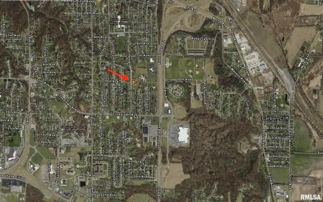1013 14th Street, Silvis, IL 61282