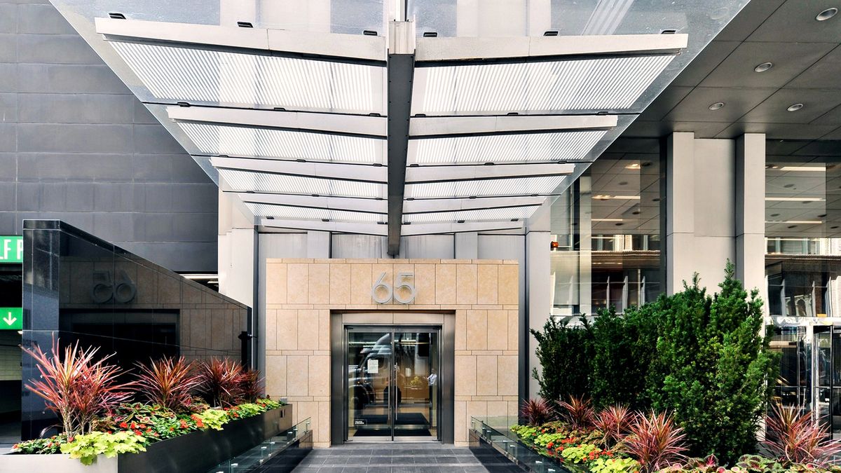 65 Monroe Street, Chicago, IL 60603