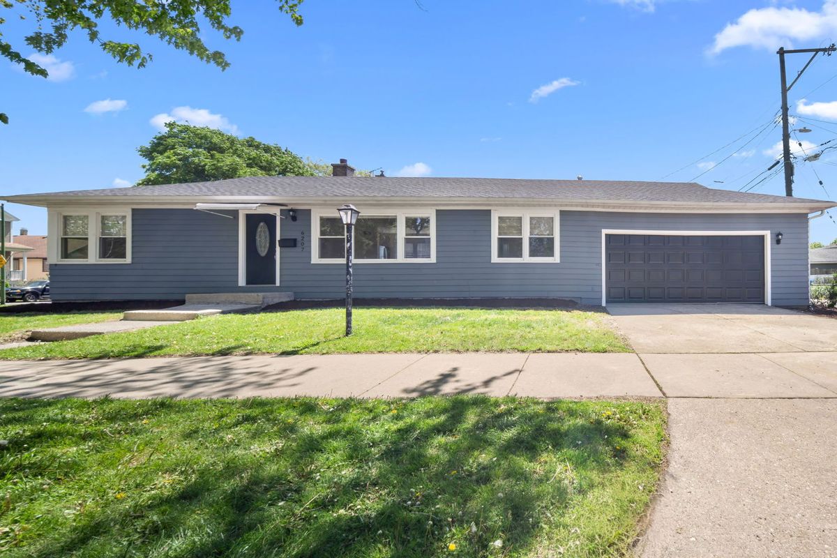 6207 Eastwood Avenue, Chicago, IL 60630