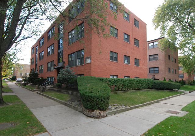 5320 FRANCISCO Avenue, Chicago, IL 60625