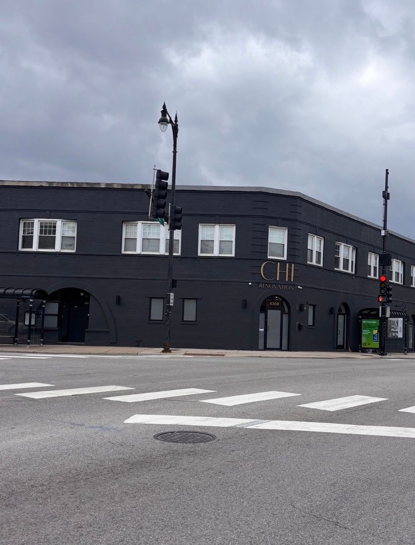 4366 Milwaukee Avenue, Chicago, IL 60641