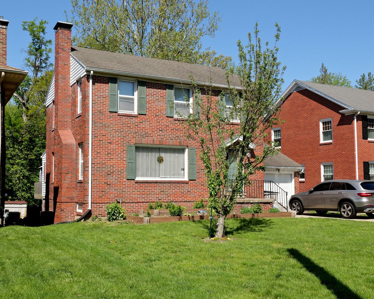 349 Oakcrest Avenue, Decatur, IL 62522