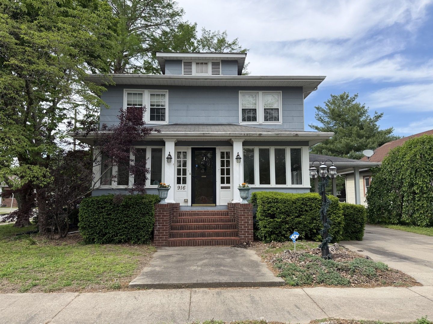 916 Illinois Avenue — Murphysboro, IL 62966