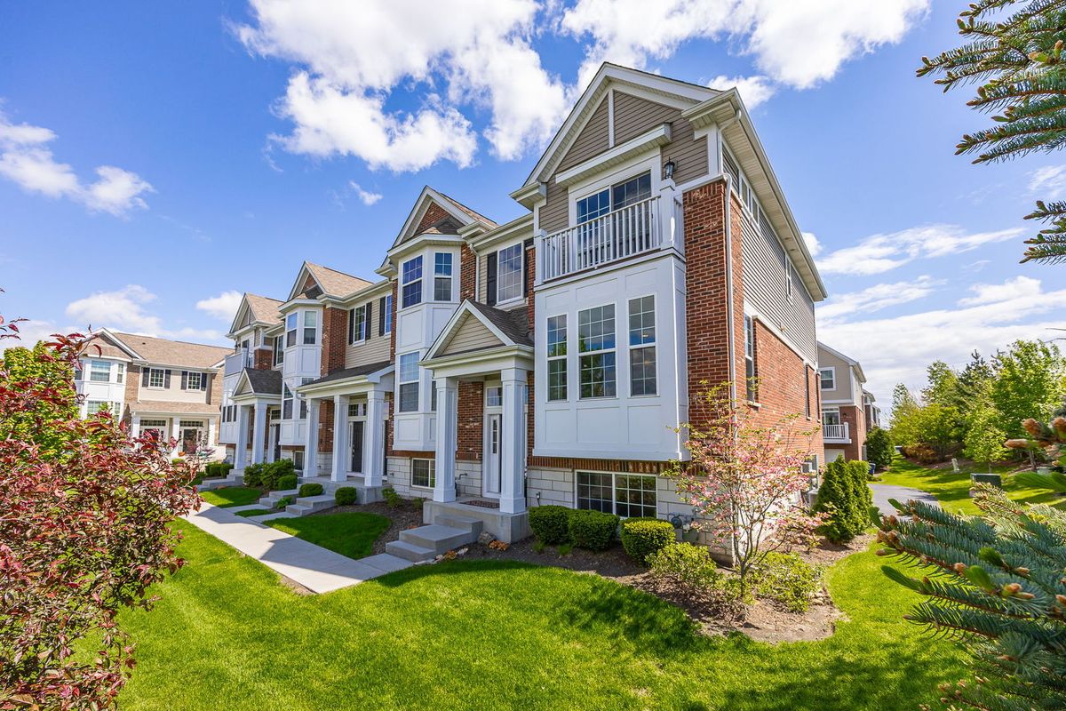 4467 Monroe Court, Naperville, IL 60564