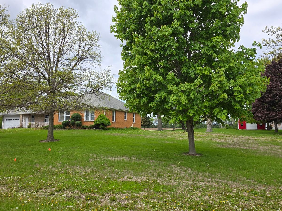 705 W Commercial Street, Lyndon, IL 61261