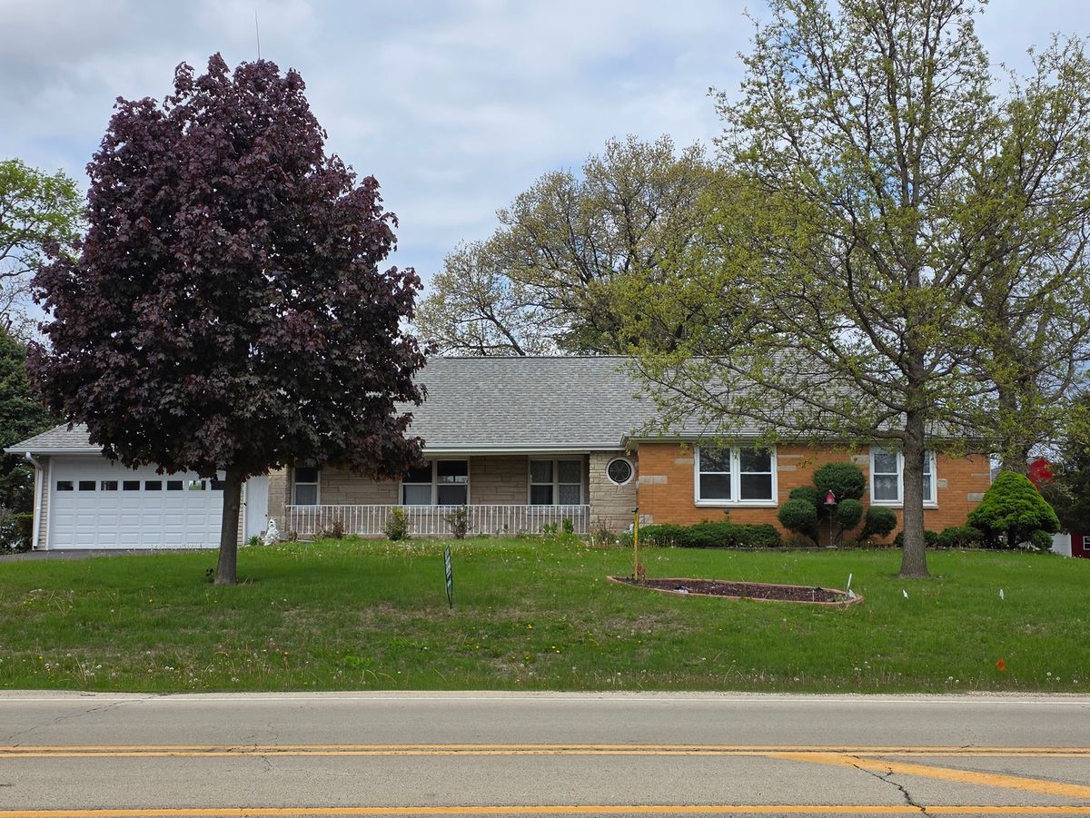 705 W Commercial Street, Lyndon, IL 61261