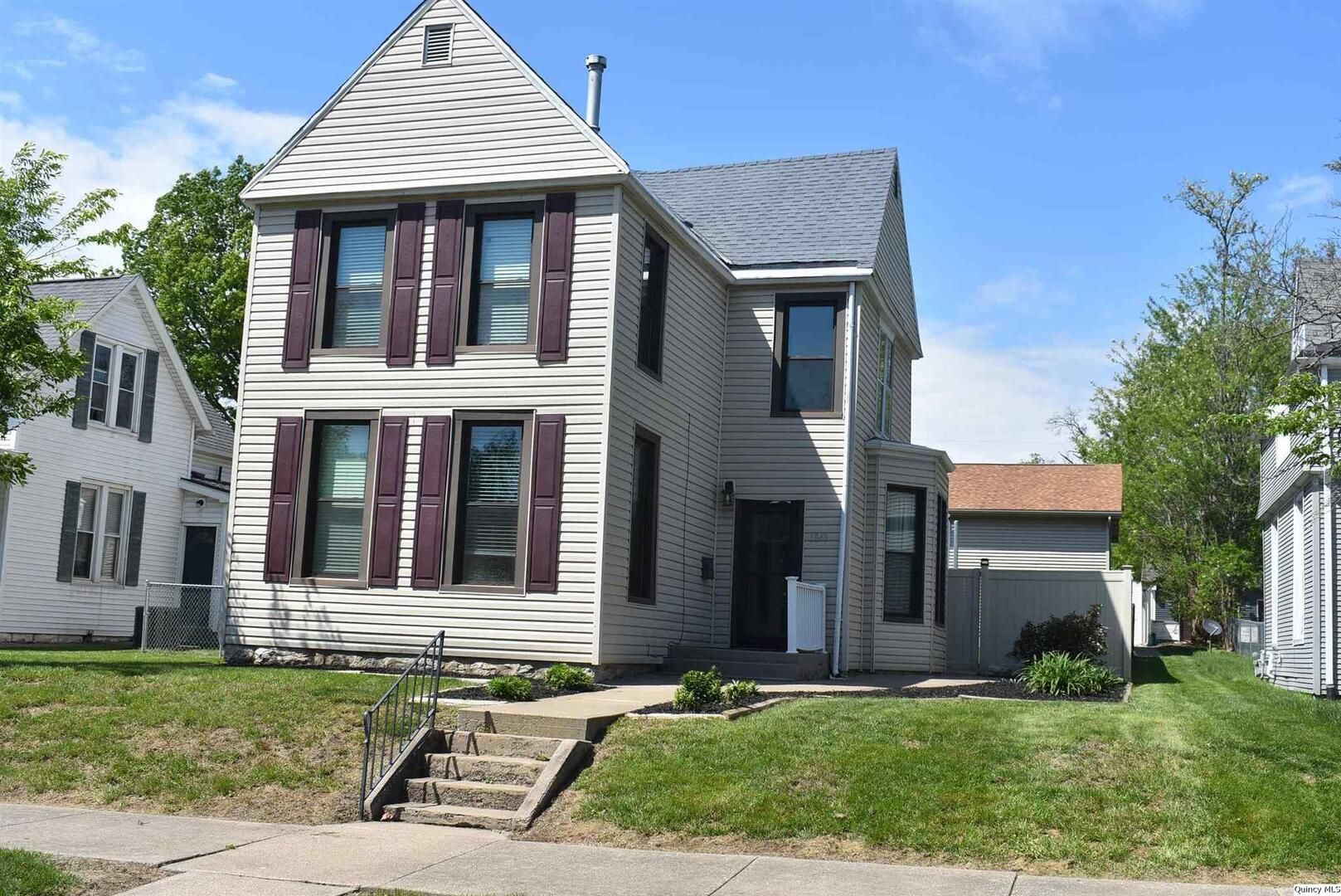 1843 Spring St — Quincy, IL 62301