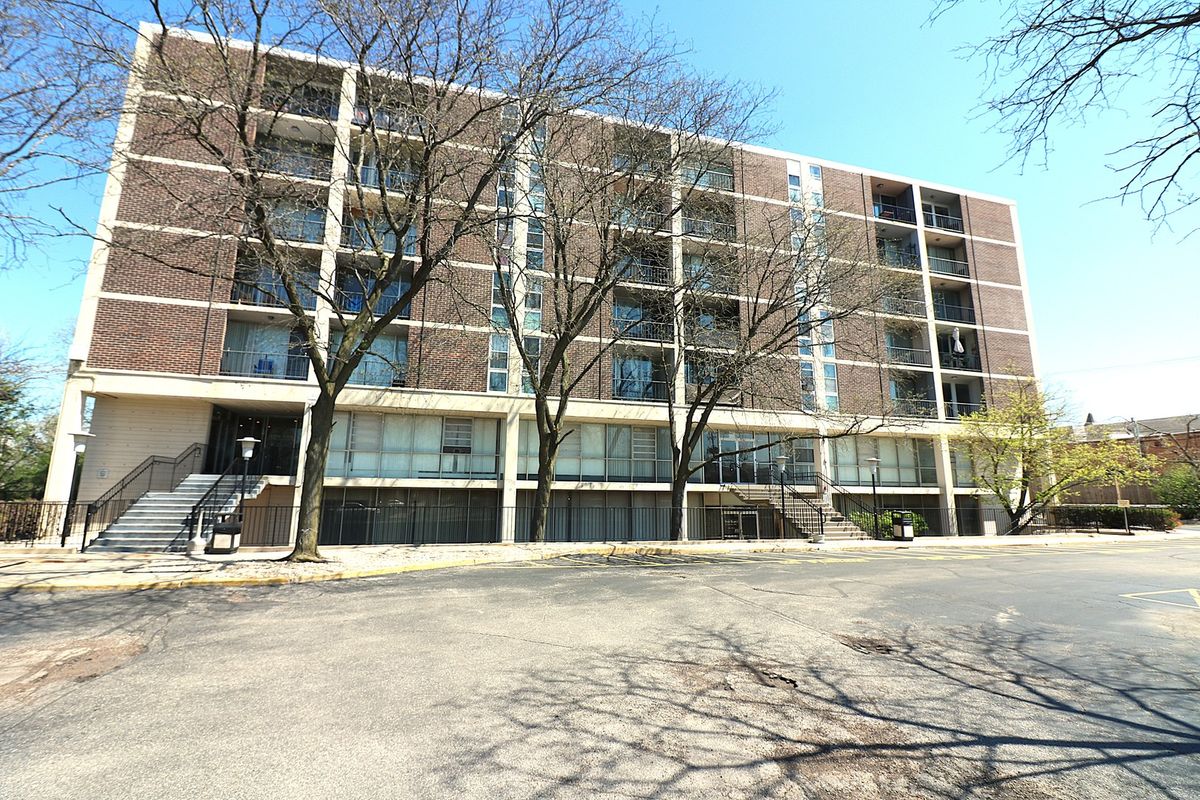 1043 S York Road #409, Bensenville, IL 60106
