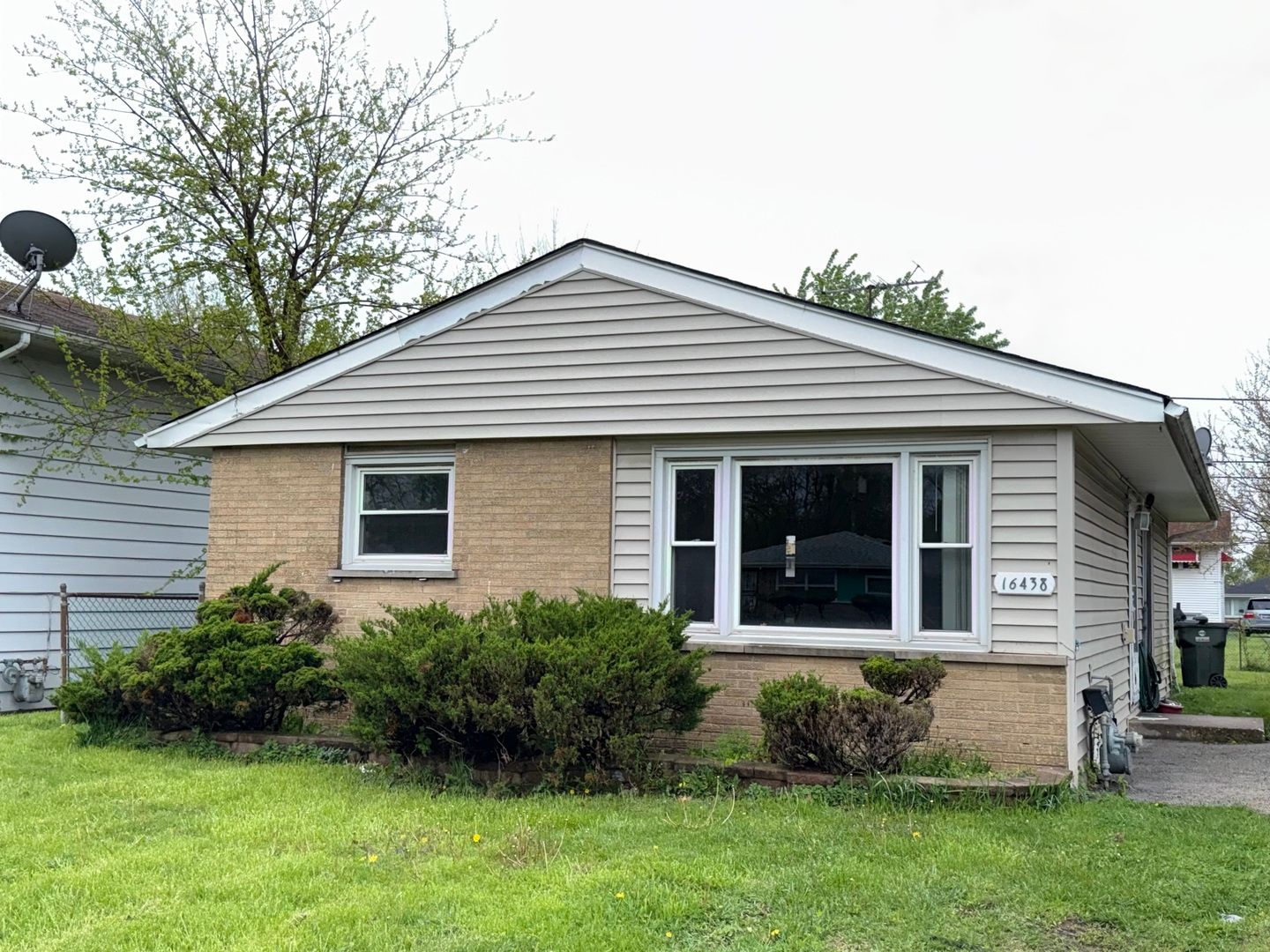 16438 Wood Street — Markham, IL 60428