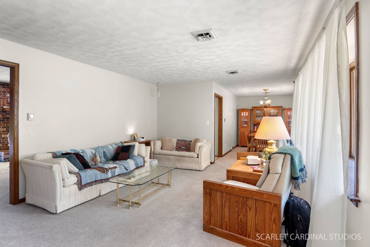 220 E North Street, Leland, IL 60531