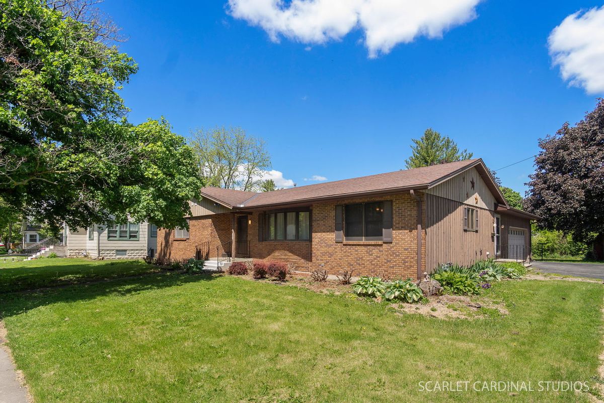 220 E North Street, Leland, IL 60531