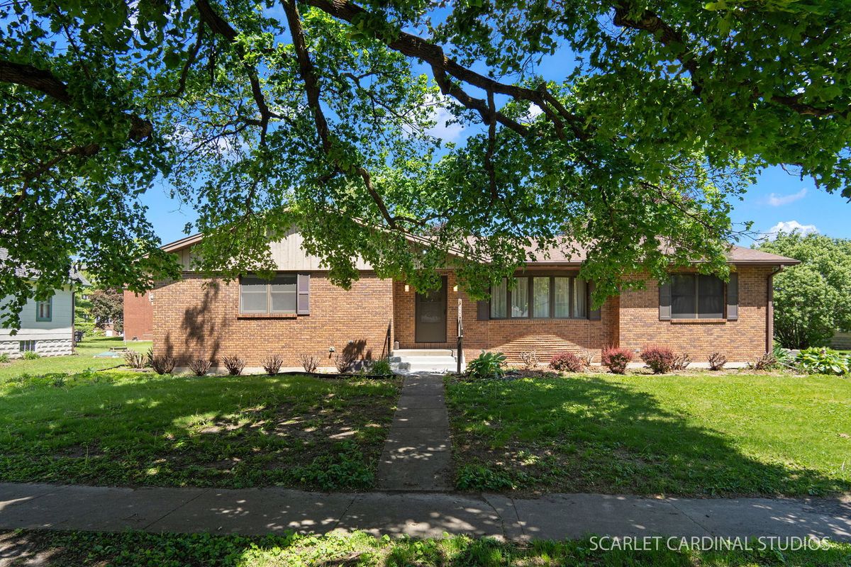 220 North Street, Leland, IL 60531