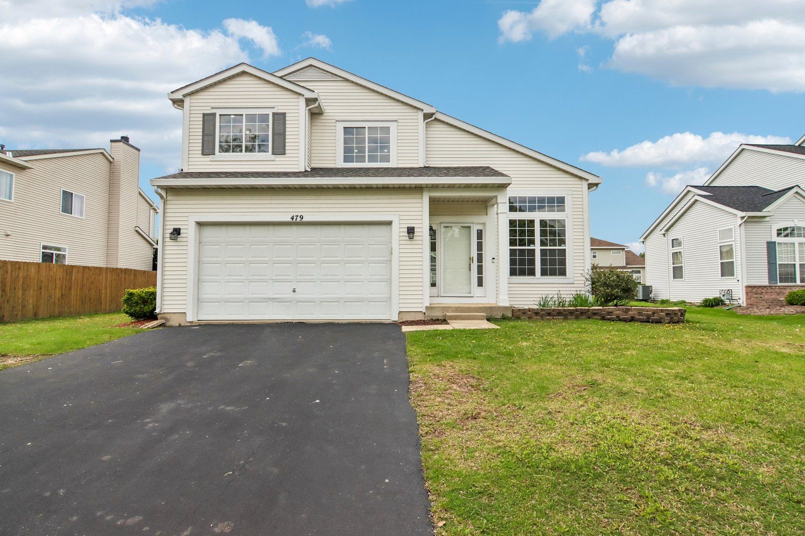 479 Foxborough Trail — Bolingbrook, IL 60440