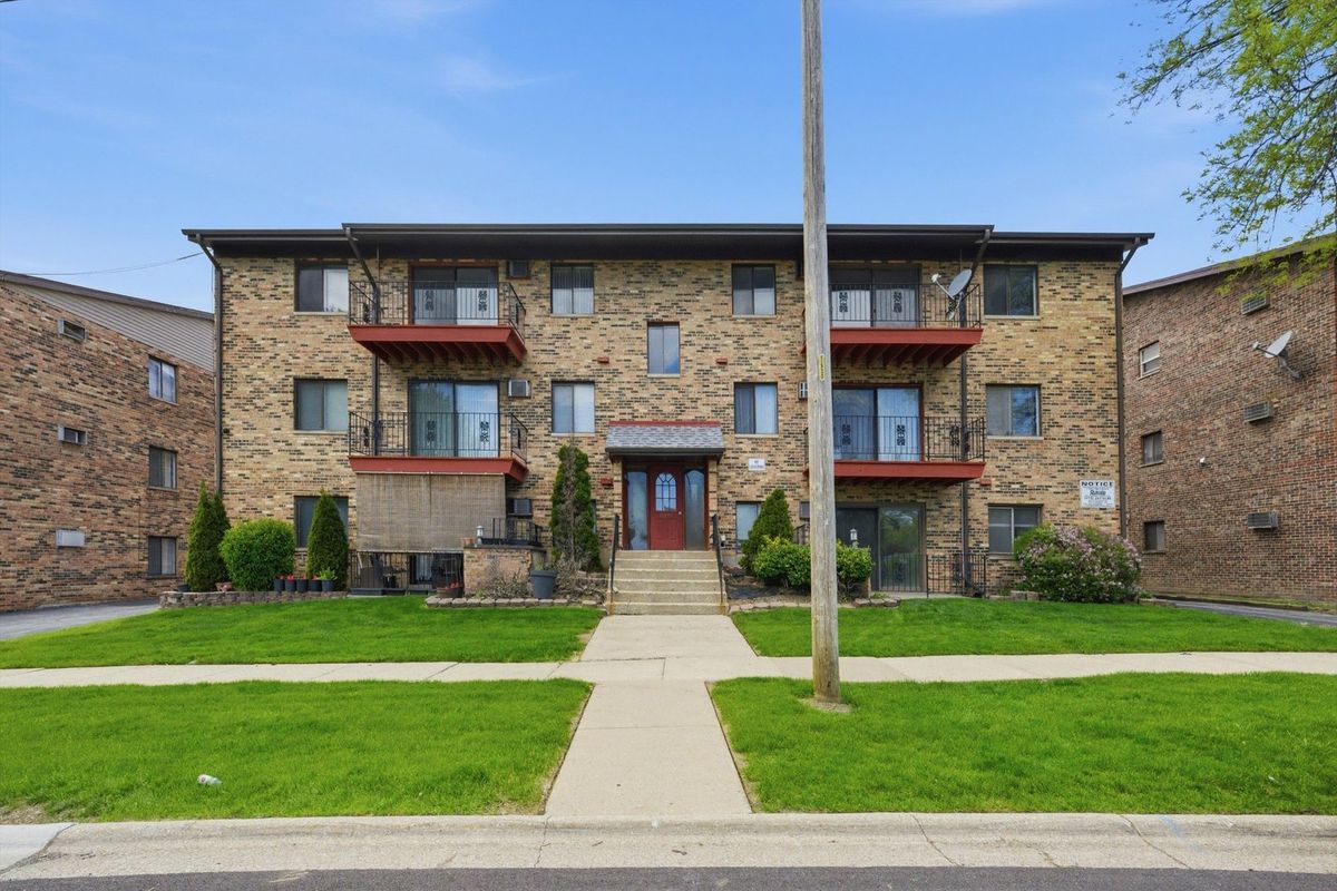 11810 Komensky Avenue, Alsip, IL 60803