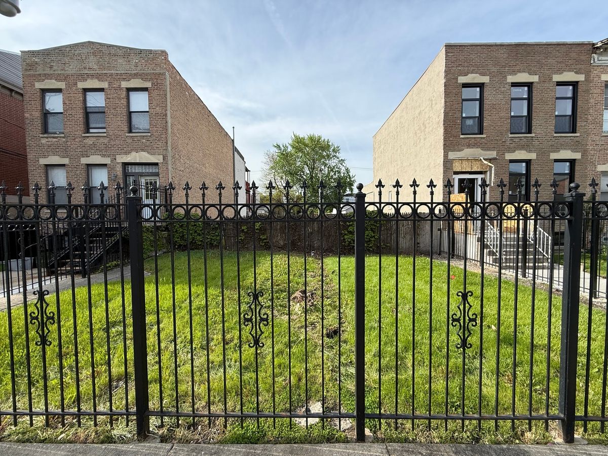 2417-19 Flournoy Street, Chicago, IL 60612