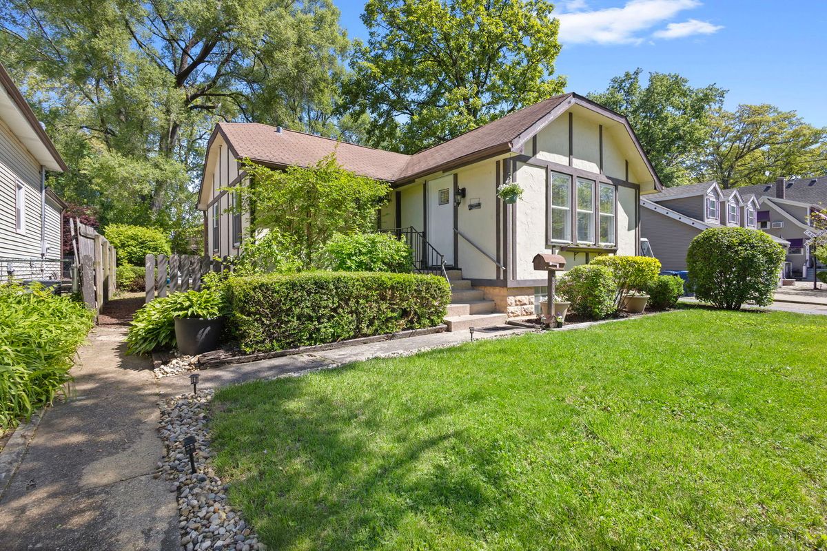 7148 109th Place, Worth, IL 60482
