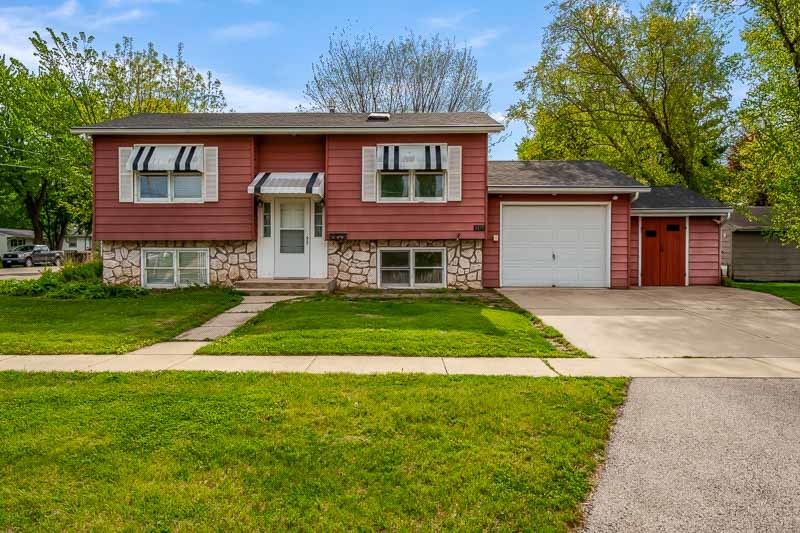 1126 COLUMBIA Avenue, Belvidere, IL 61008