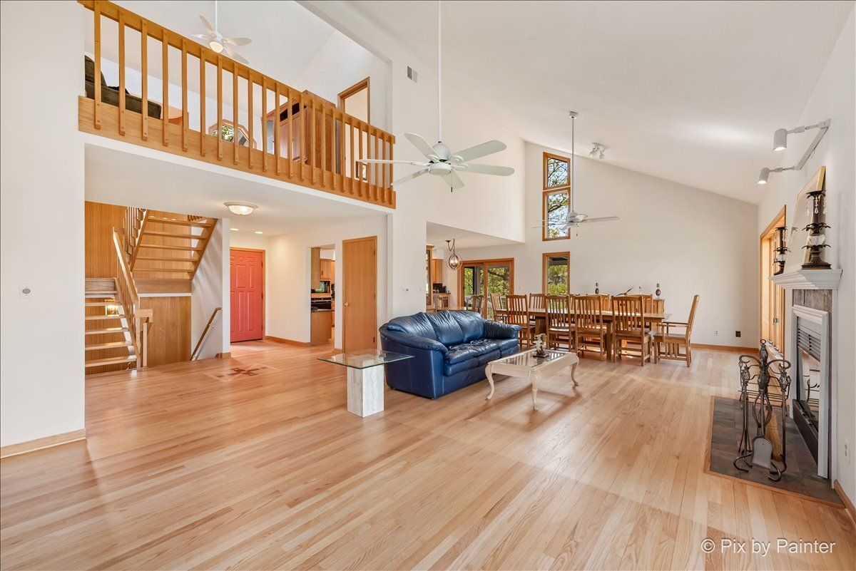 1594 Lila Circle, Lake Holiday, IL 60548