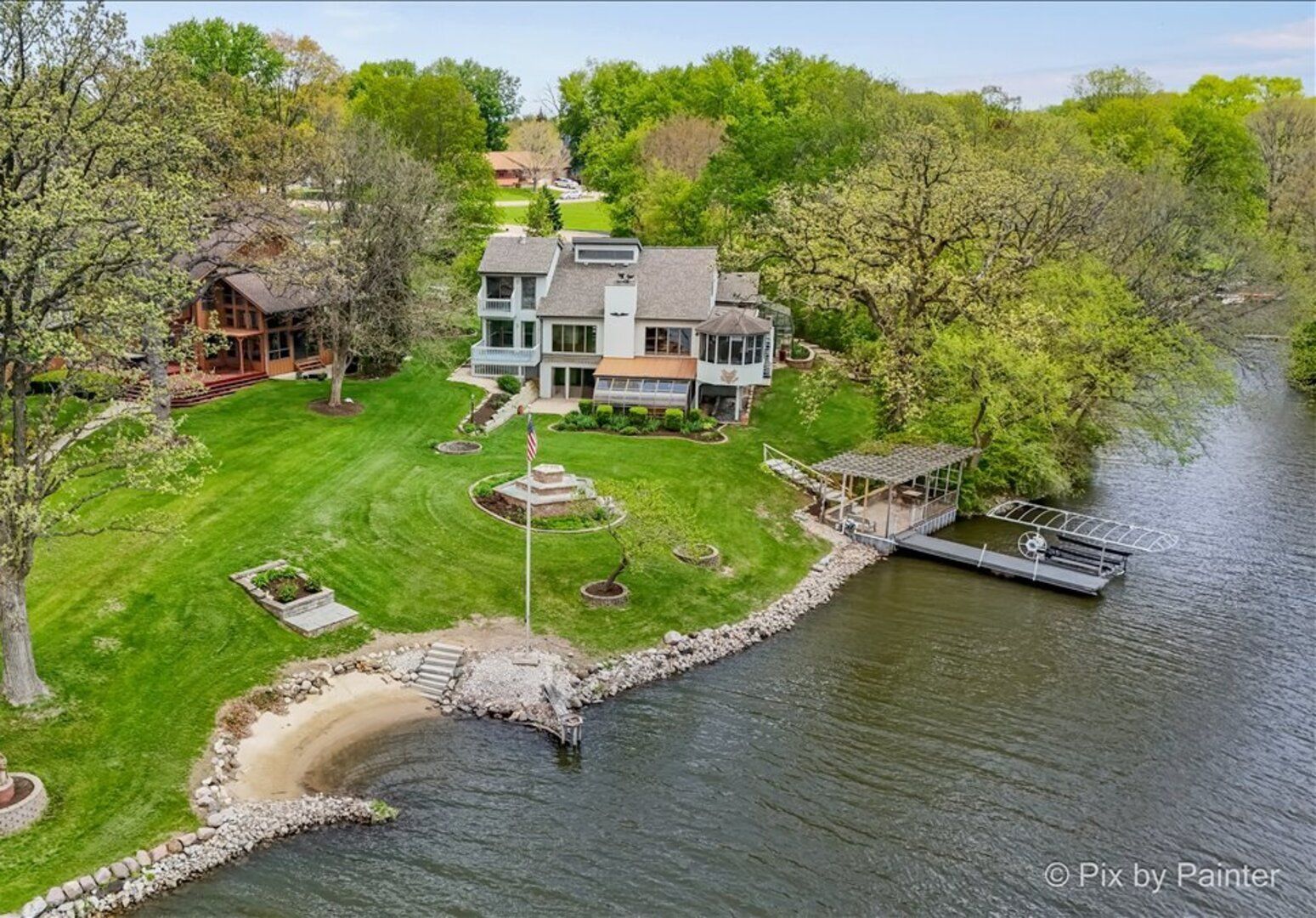 1594 Lila Circle — Lake Holiday, IL 60548