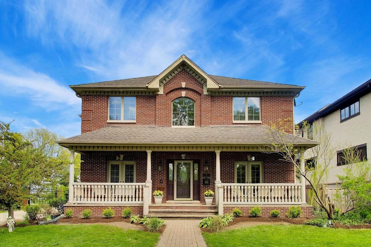 327 Knight Avenue, Park Ridge, IL 60068