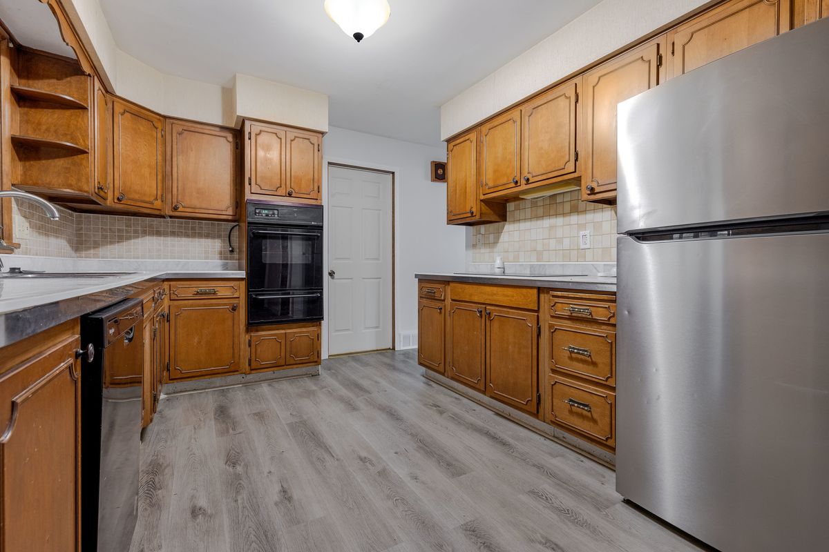 1303 Roncevalles Avenue, Rockford, IL 61107
