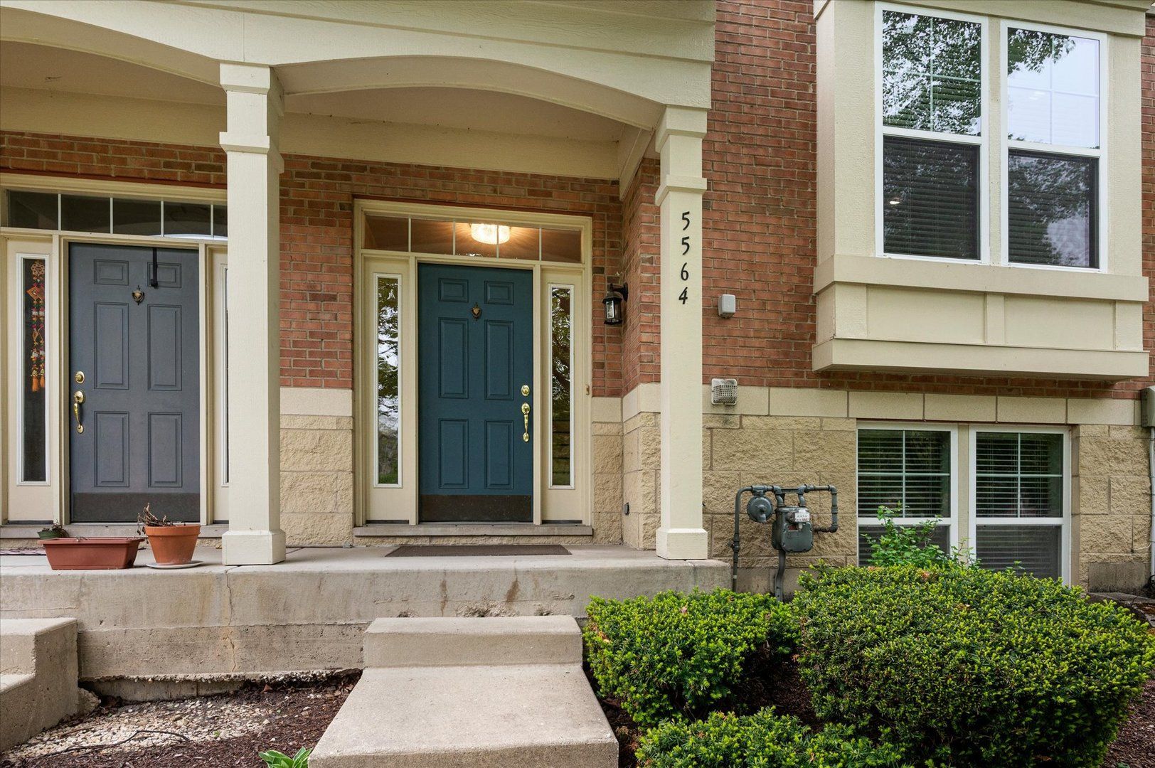 5564 Cloverdale Road — Hanover Park, IL 60133