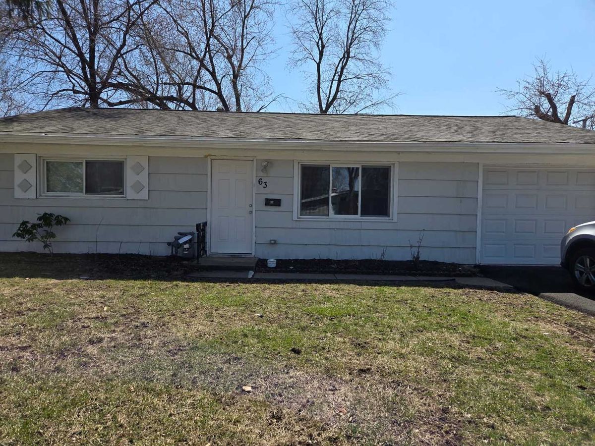63 Manchester Drive, Wheeling, IL 60090
