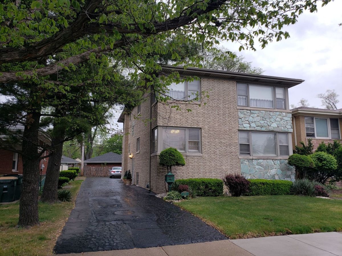 2312 Oakton Street, Park Ridge, IL 60068