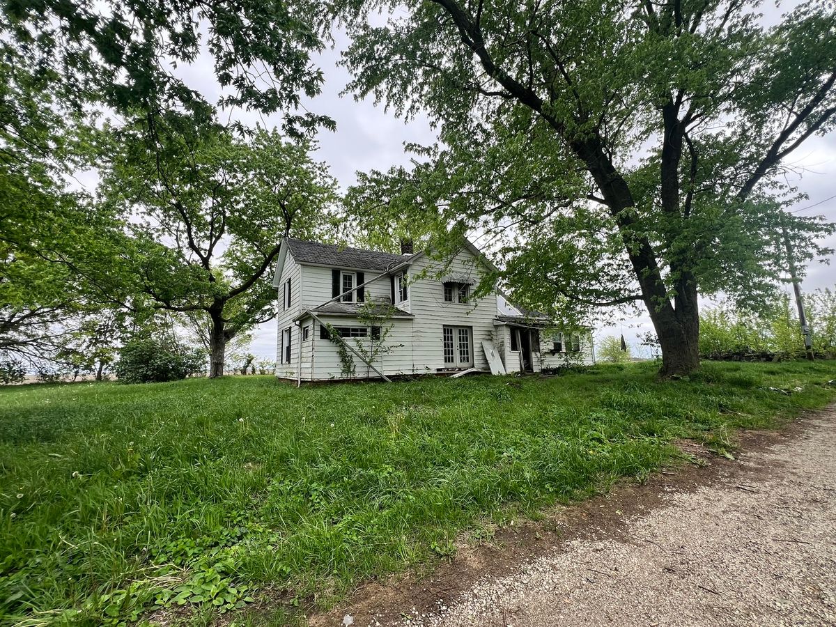 7054 E 4300 Road, Rankin, IL 60960