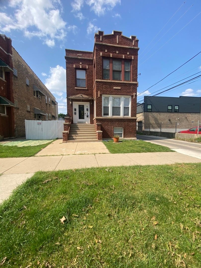 4816 Grace Street, Chicago, IL 60641