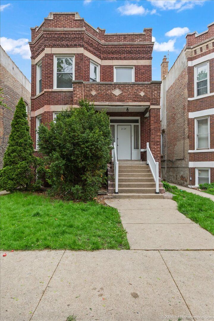 2124 Harvey Avenue, Berwyn, IL 60402