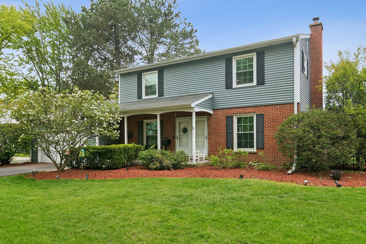 4331 Hoover Street, Rolling Meadows, IL 60008