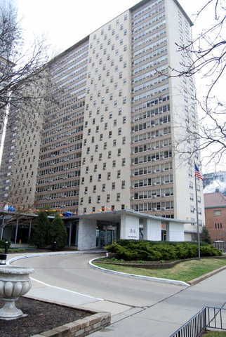 3950 Lake Shore Drive, Chicago, IL 60613