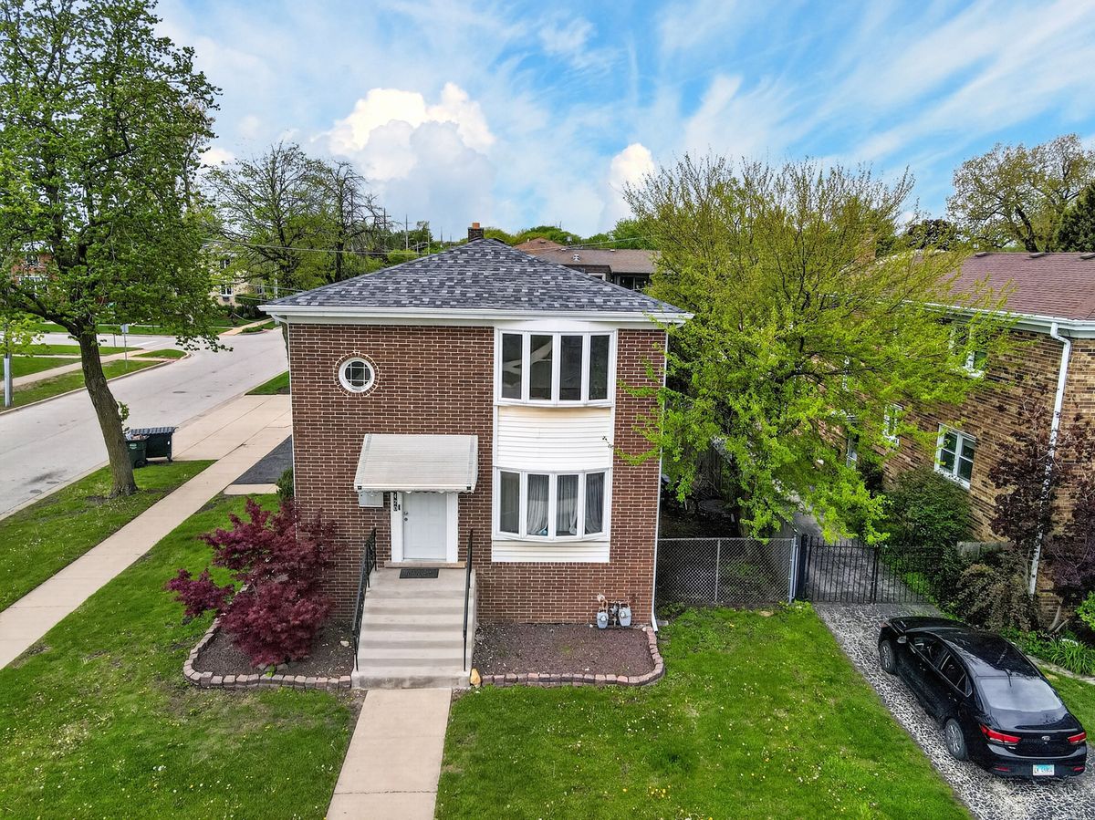 4420 VERNON Avenue, Brookfield, IL 60513