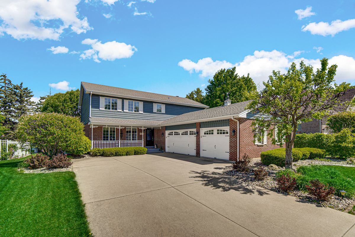 10700 Churchill Drive, Orland Park, IL 60467