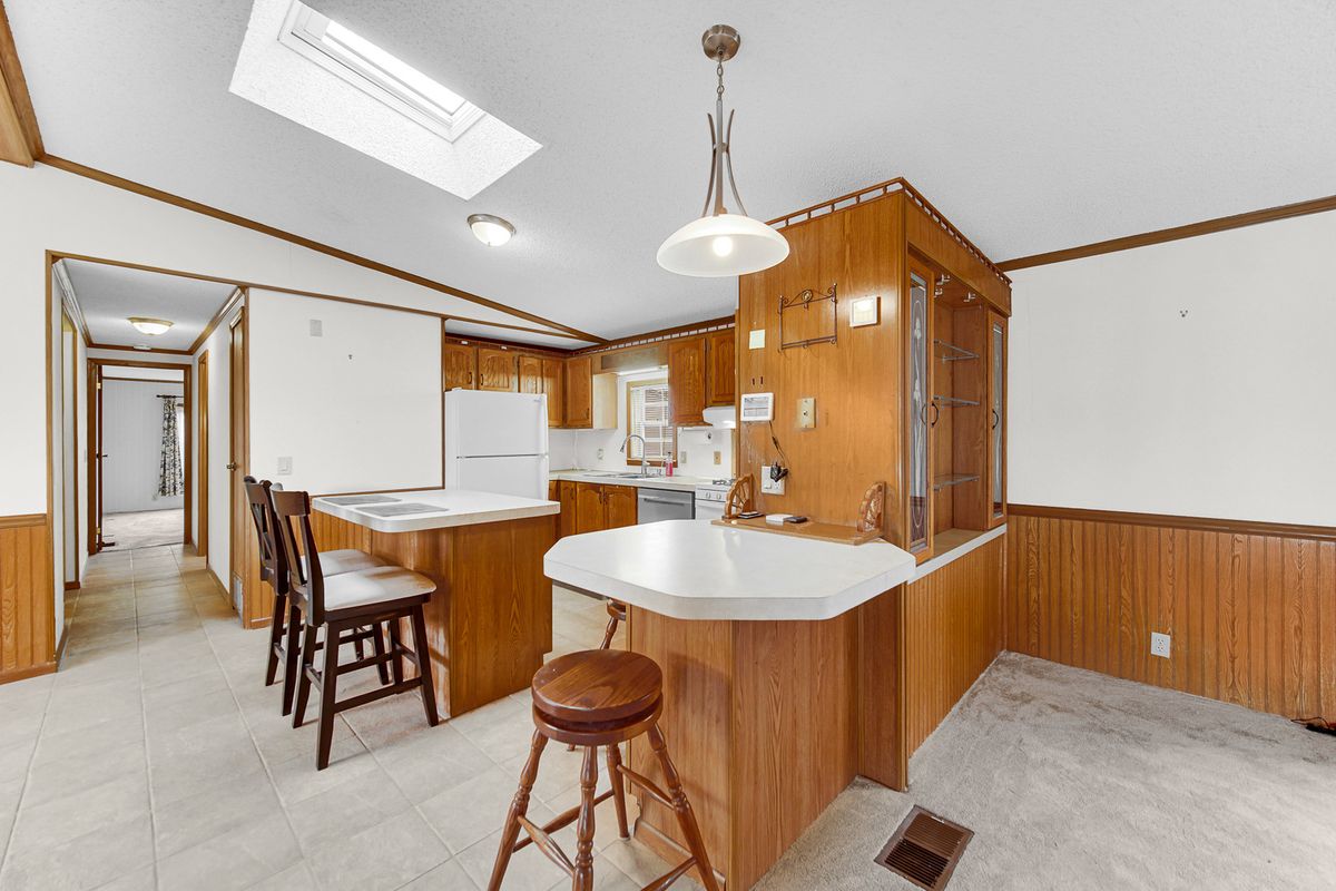 633 Mohawk Trail, Marengo, IL 60152